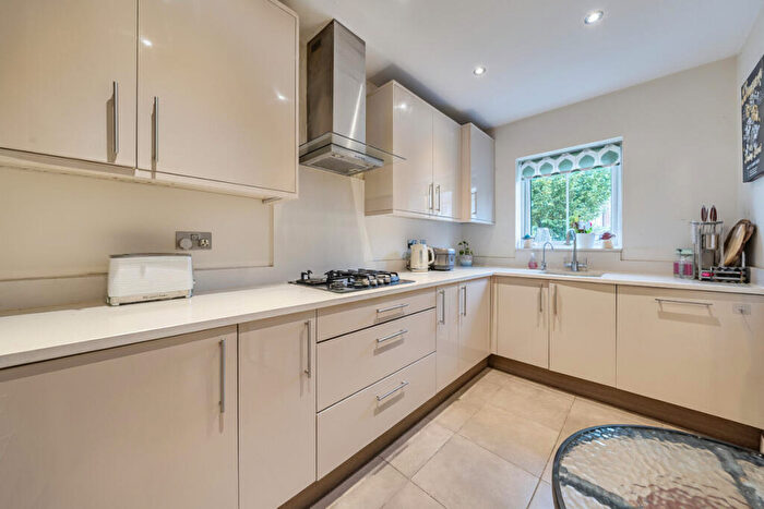 2 Bedroom Terraced House For Sale In Pintail Way, Maidenhead, SL6