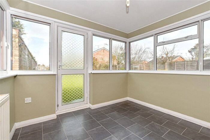 2 Bedroom Semi-Detached Bungalow For Sale In Rushford Close, Headcorn, Ashford, Kent, TN27