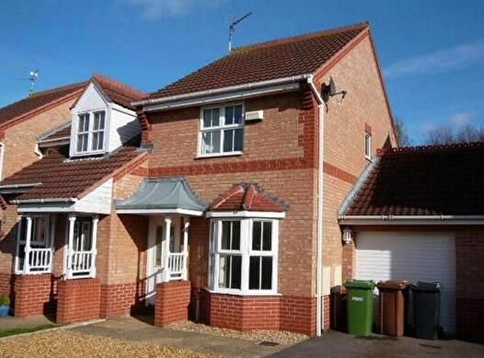 2 Bedroom Property To Rent In Balintore Rise, Orton Southgate, Peterborough, PE2