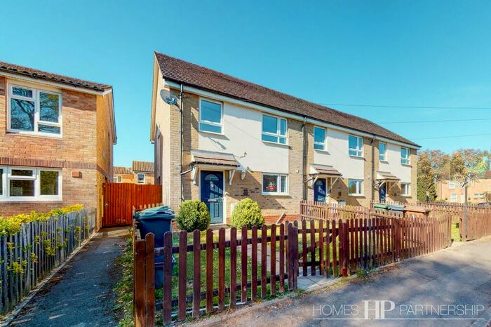 3 Bedroom Terraced House To Rent In Bullfinch Close, Horley, RH6