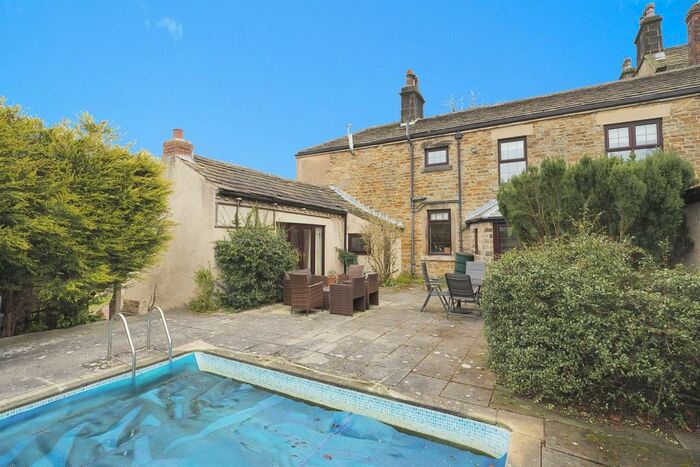 4 Bedroom Detached House For Sale In Green Road, Dodworth, Barnsley, S75