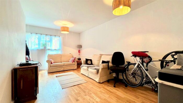 1 Bedroom Apartment To Rent In Patriot Place, Reading, Berkshire, RG1