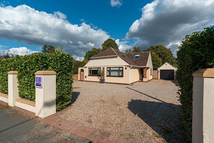 4 Bedroom Detached House For Sale In Straight Road, Colchester, Essex, CO3