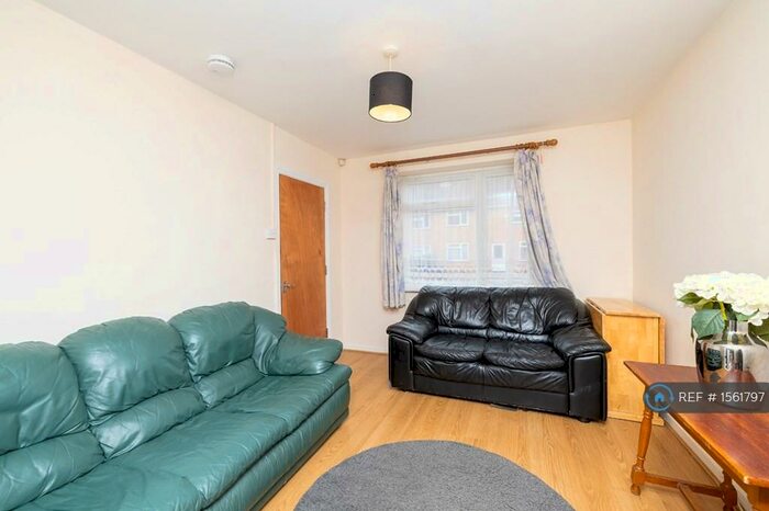 3 Bedroom Semi-Detached House To Rent In Lee Road, Leamington Spa, CV31