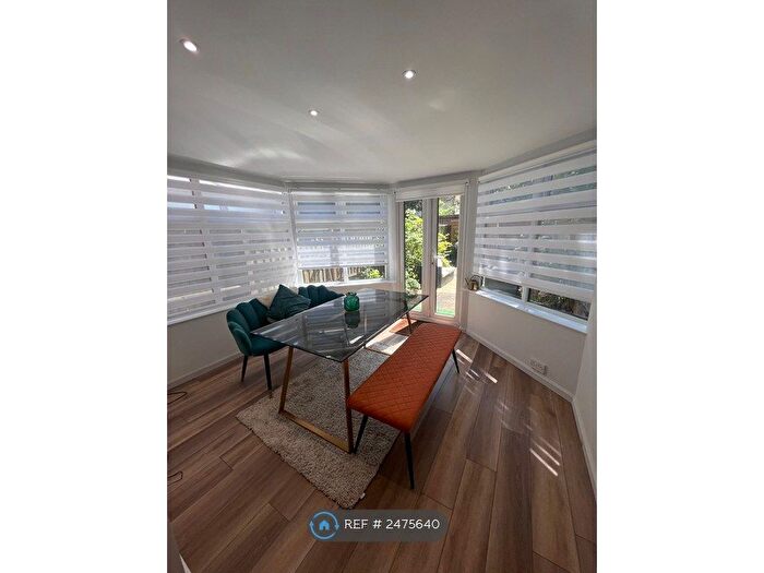 2 Bedroom Terraced House To Rent In Newton Terrace, Bromley, BR2