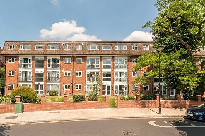 2 Bedroom Flat To Rent In Hamilton Road, London, W5