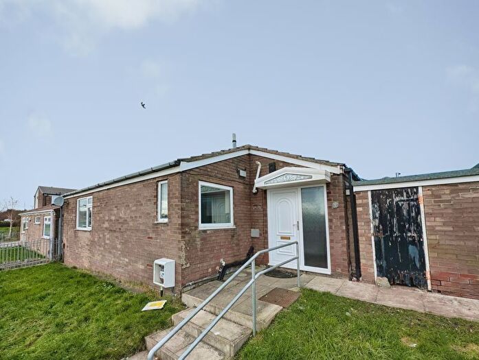 3 Bedroom Bungalow For Sale In Hilton Avenue, Blakelaw, Newcastle Upon Tyne, NE5
