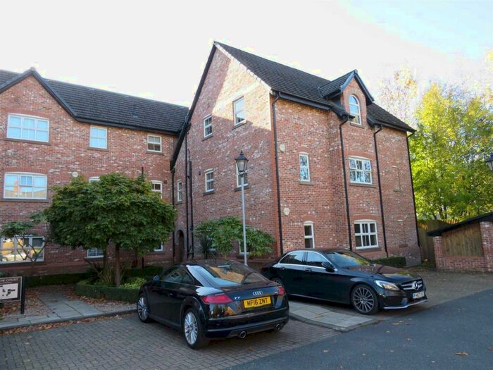 2 Bedroom Flat To Rent In Swallow Court, Wilmslow, SK9