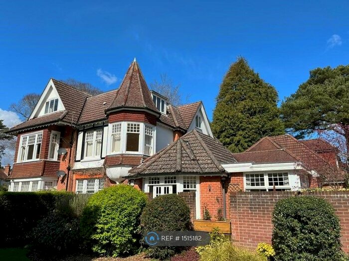 2 Bedroom Flat To Rent In Westminster Road East, Poole, BH13