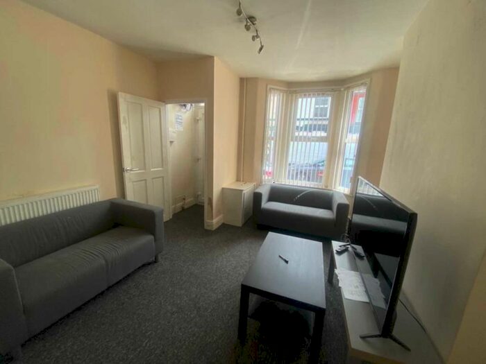 2 Bedroom Terraced House To Rent In Methuen Street, Liverpool, L15