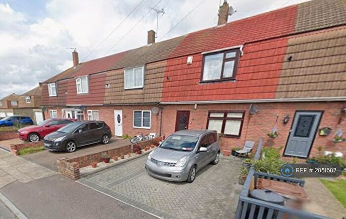 2 Bedroom Terraced House To Rent In St James Close, Rochester, ME3
