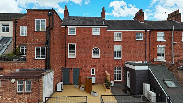 3 Bedroom Apartment For Sale In Flat, Bedford Street Leamington Spa, CV32
