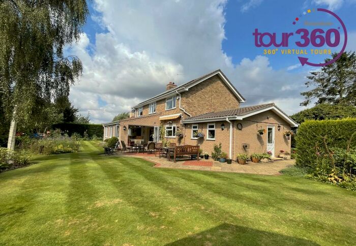 4 Bedroom Detached House For Sale In Green Lane, Threekingham, Sleaford, NG34