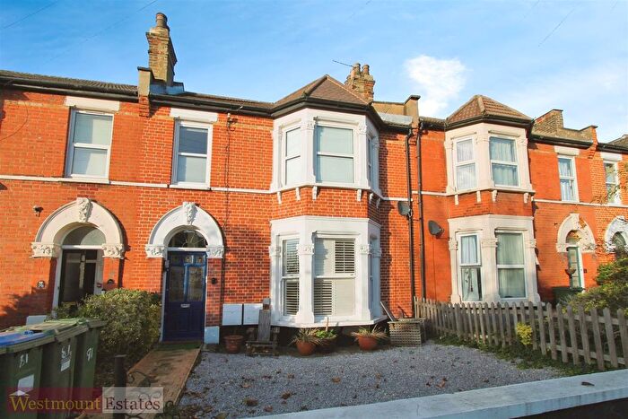 2 Bedroom Flat To Rent In Greenvale Road, Eltham, SE9