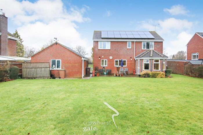 4 Bedroom Detached House For Sale In Onley Park, Willoughby, Rugby, CV23