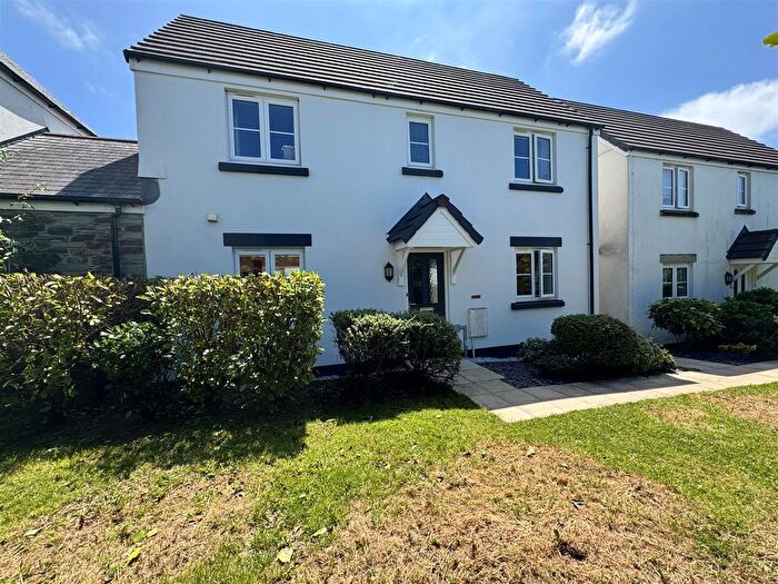 3 Bedroom Link Detached House For Sale In Wheal Albert Road, Goonhavern, TR4