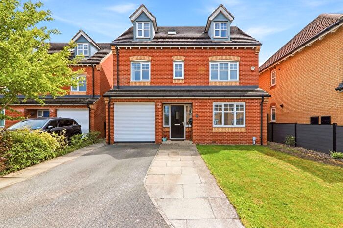 5 Bedroom Detached House For Sale In Grove Lane, Hemsworth, WF9