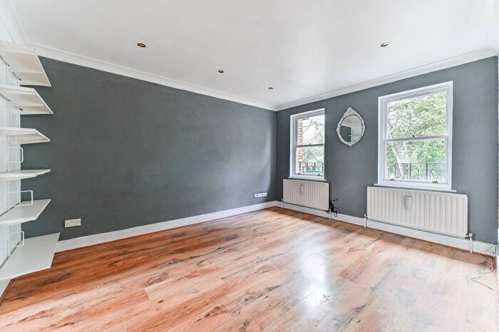 2 Bedroom Flat For Sale In Elderwood Place, Upper Norwood, London, SE27