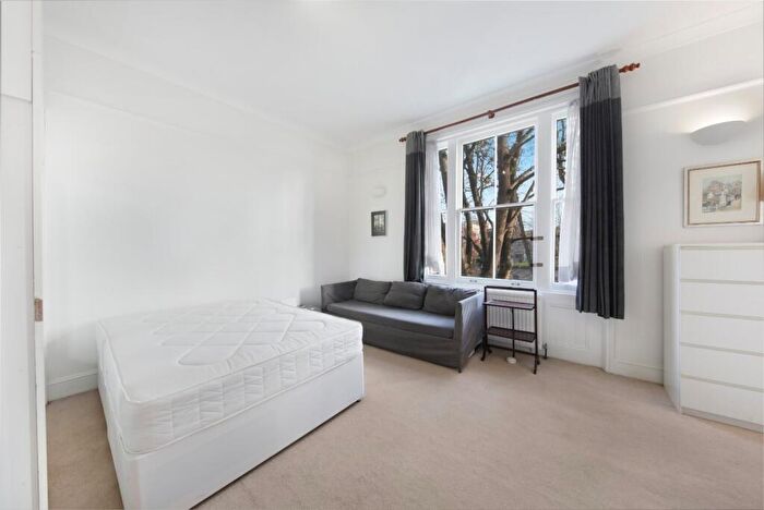 Flat To Rent In Marlborough Hill, St John's Wood, NW8