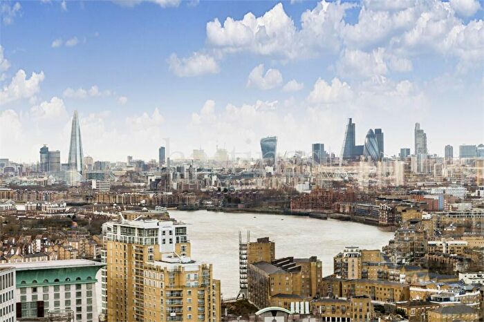 1 Bedroom Apartment To Rent In West India Quay, Hertsmere Road, Canary Wharf, London, E14