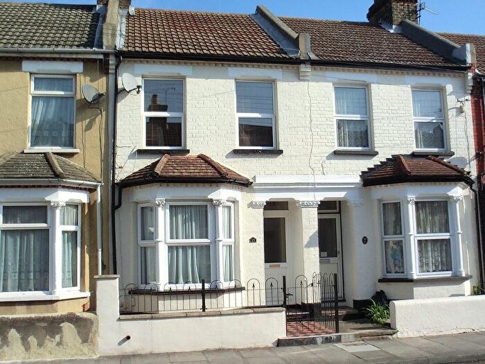 2 Bedroom Terraced House To Rent In Granville Road, Gravesend, Kent, DA11