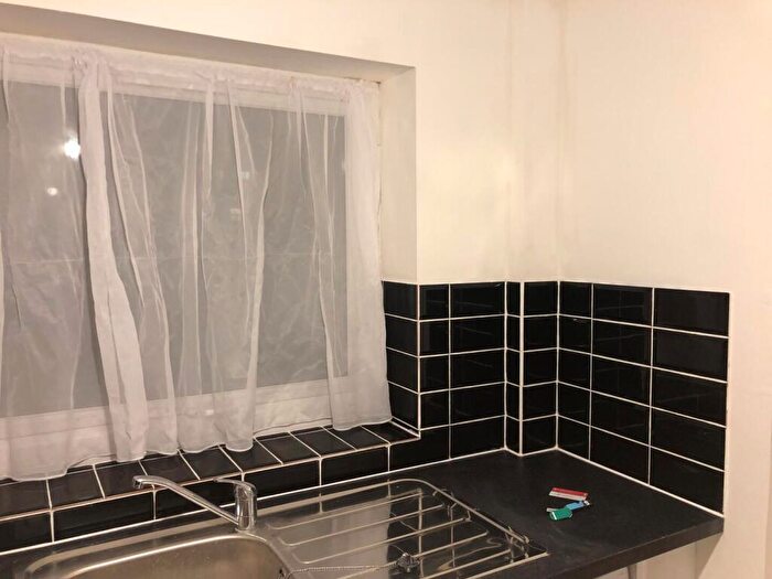 2 Bedroom Flat For Sale In Woodrow Court, Heybourne Road, Tottenham, N17