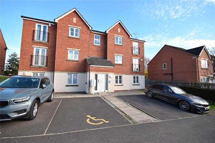 2 Bedroom Apartment To Rent In Ainsley View, Leeds, West Yorkshire, LS14