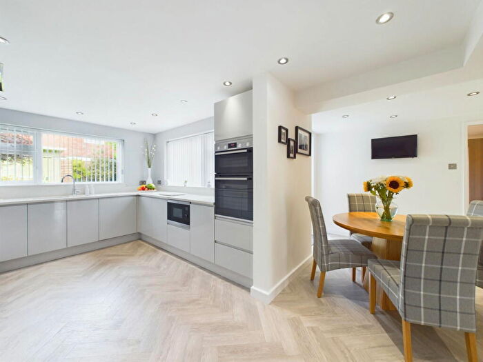 4 Bedroom Detached House For Sale In Noel Gate, Aughton, L39
