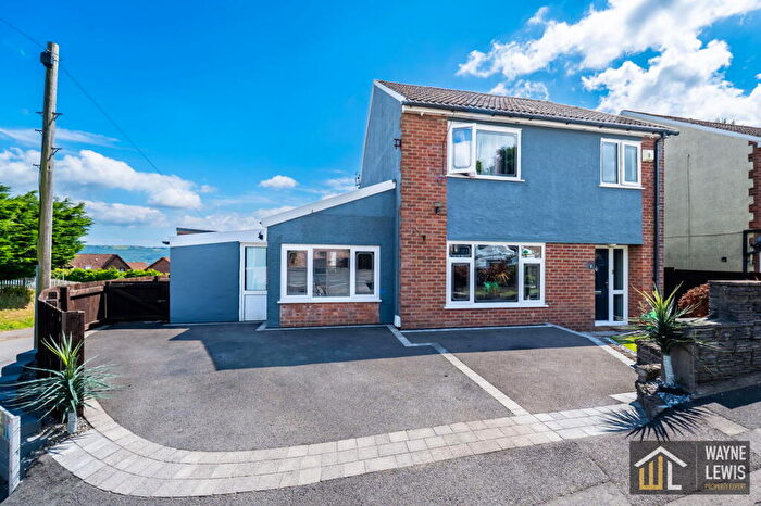 4 Bedroom Detached House For Sale In Pen-y-Dre, Caerphilly, CF83
