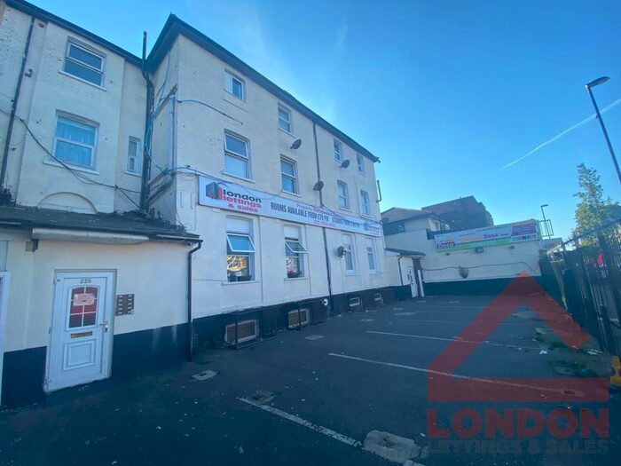 Studio To Rent In London Road, Croydon, CR0