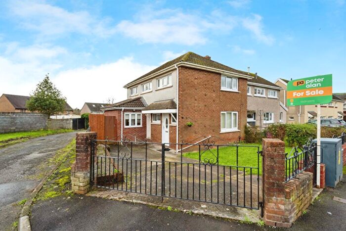 3 Bedroom Semi Detached House For Sale In Heol Llwynon, Neath, SA10