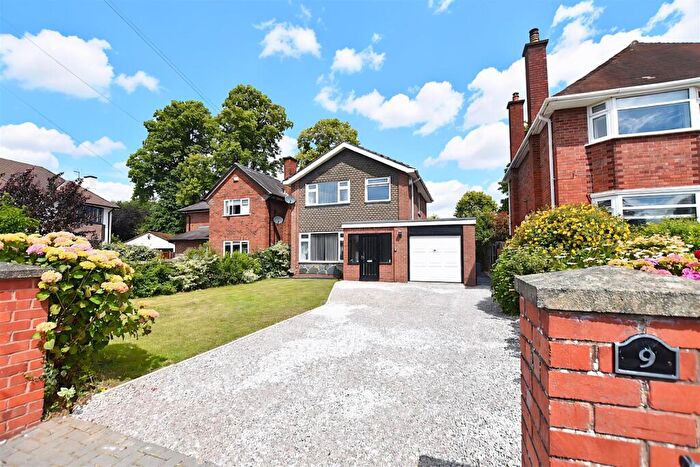 3 Bedroom Detached House For Sale In Lawson Road, Wrexham, LL12