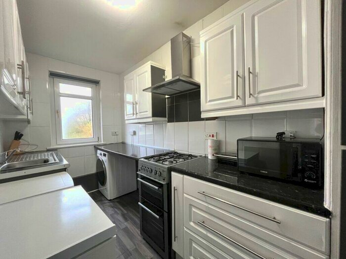 2 Bedroom Flat To Rent In Target Road Gartlea, ML6