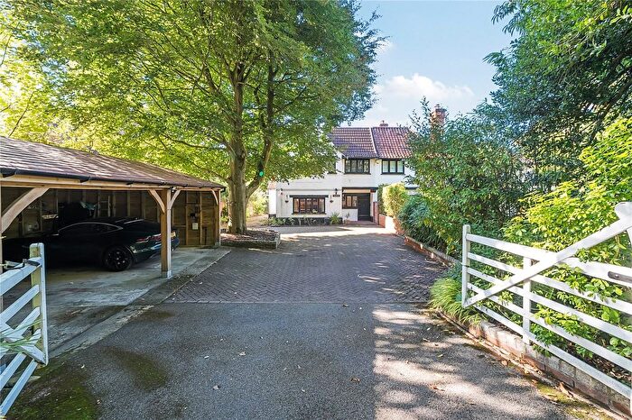 5 Bedroom Detached House For Sale In Portesbery Road, Camberley, Surrey, GU15