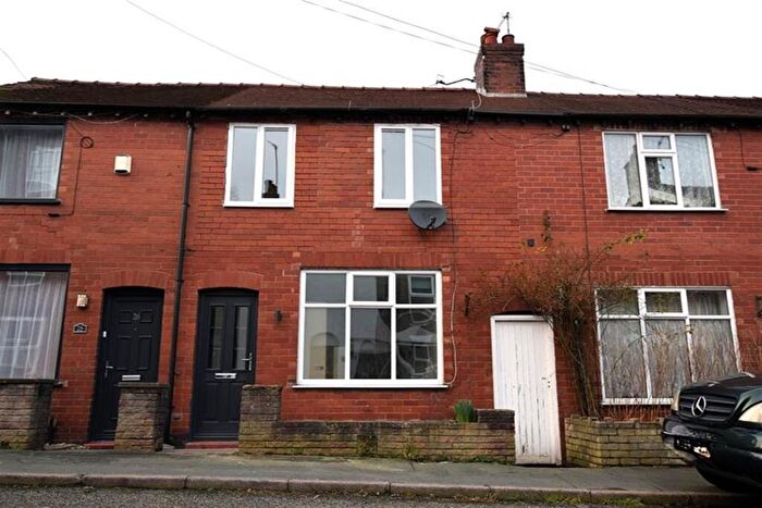 3 Bedroom Terraced House To Rent In Armitt Street, Macclesfield, SK11