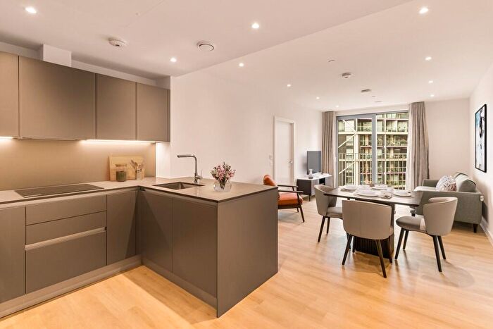 2 Bedroom Apartment To Rent In Nine Elms Lane, London, SW11