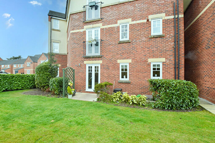 2 Bedroom Flat For Sale In Prestwood Close, Davyhulme, M41
