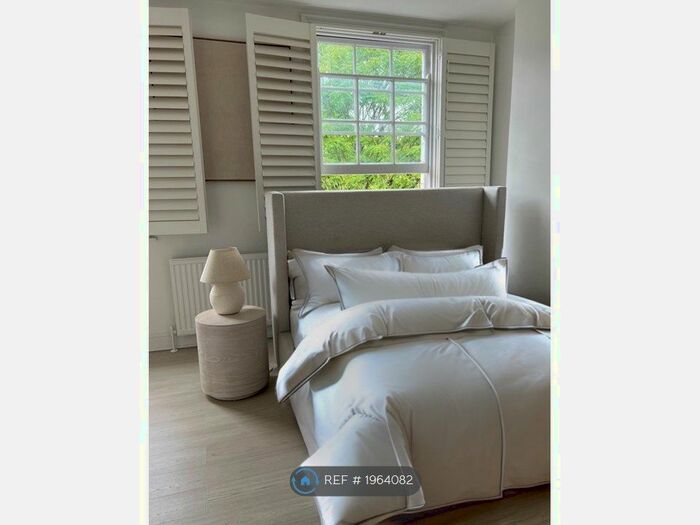 2 Bedroom Flat To Rent In Chadwell Street, London, EC1R