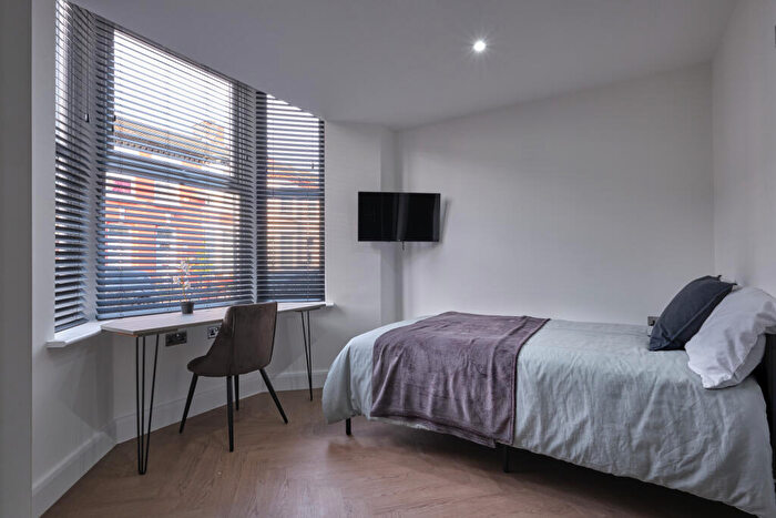 6 Bedroom Terraced House To Rent In Cecil Street, Liverpool, L15