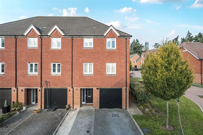 4 Bedroom End Terrace House For Sale In Canville Rise, Westerham, Kent, TN16