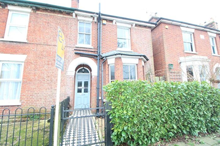 3 Bedroom Semi-Detached House For Sale In Gray Road, Colchester, CO3