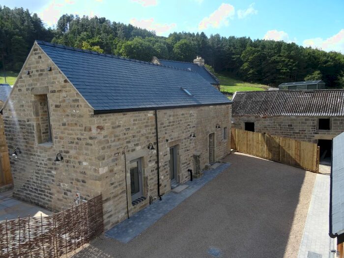 3 Bedroom Detached House For Sale In Cheese Press Barn, Overton, Ashover, S45
