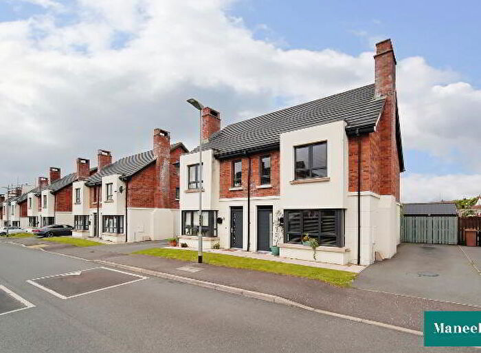 3 Bedroom Semi-Detached House For Sale In Millview Meadow, Dungannon, BT71