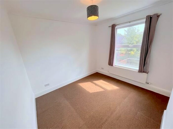 1 Bedroom Flat To Rent In Brownhill Road, Catford, London, SE6