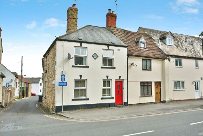 3 Bedroom Semi Detached House For Sale In Calcutt Street, Cricklade, Wiltshire, SN6