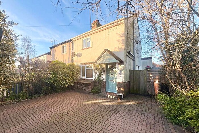 3 Bedroom Semi-Detached House For Sale In Lower Weybourne Lane, Badshot Lea, Farnham, Surrey, GU9