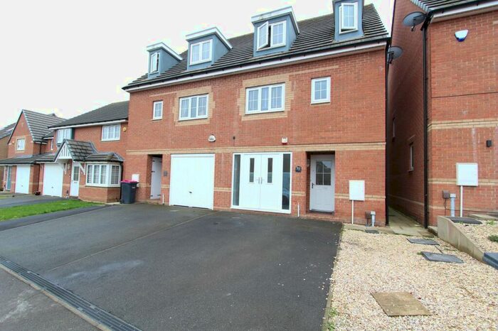3 Bedroom Semi-Detached House To Rent In Campbell Walk, Brinsworth, S60
