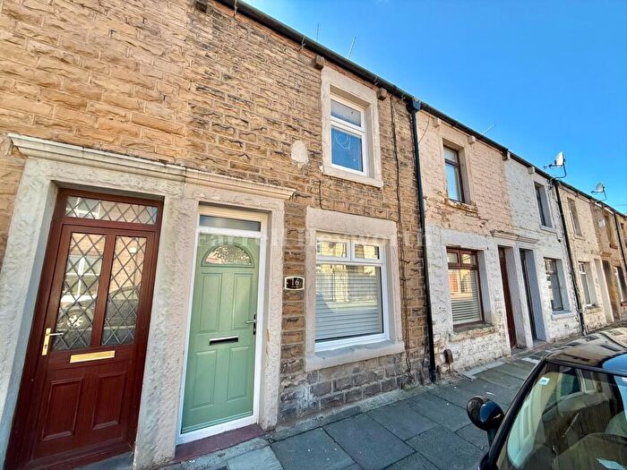 2 Bedroom House To Rent In Broadway, Lancaster, LA1