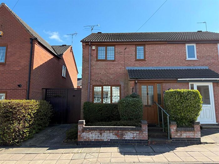3 Bedroom Semi-Detached House For Sale In Paget Street, Aylestone, LE2