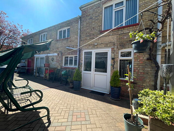 4 Bedroom Detached House For Sale In High Street, Warboys, PE28